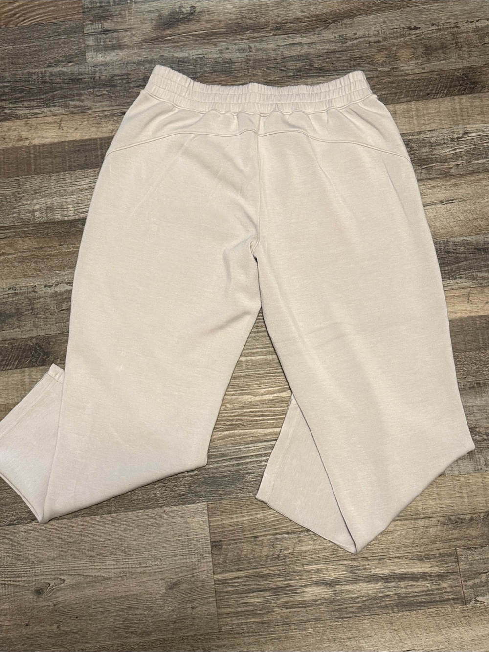 Spanx Women’s Beige Sweatpants Size Petite Large - Picture 4 of 5